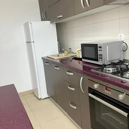 Bucuresti City Studio *